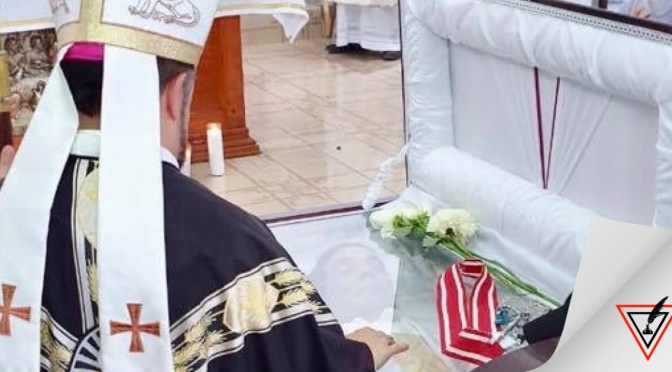 Así fue la Misa de exequias del padre Martín Guzmán