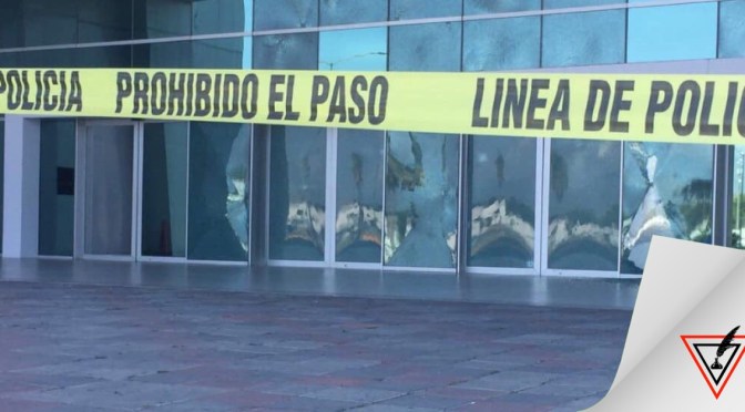 Vídeo: Civiles armados rafaguean Torre Bicentenario