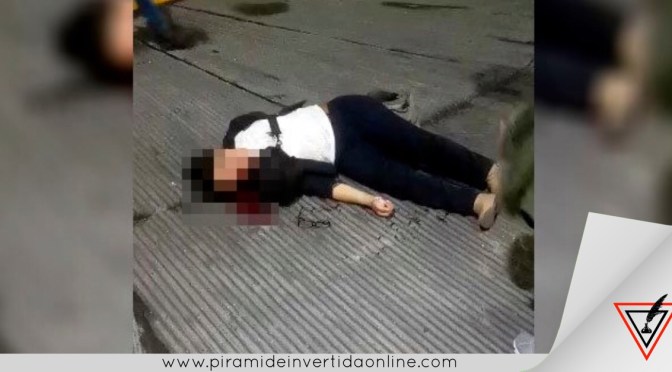 Policía se suicida para no dejar morir sola a su madrel