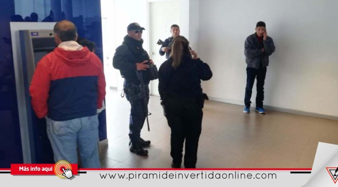 Banco se resiste a pagar reembolso a cliente y juez ordena un embargo