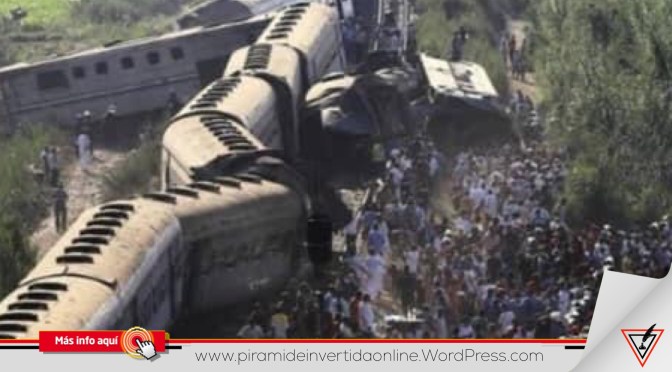 Al menos 32 muertos tras descarrilarse un tren en Egipto