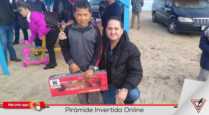 Abogados reparten más de 300 juguetes y bicicletas en la Playa Bagdad