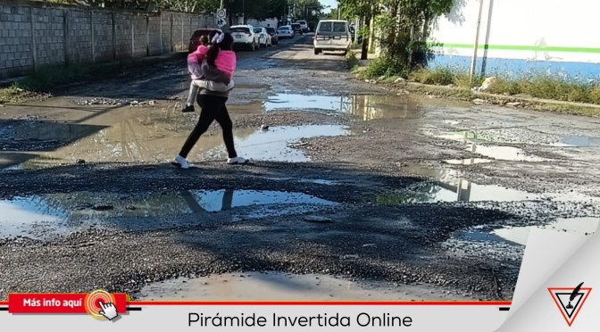 Escuelas de Matamoros entre las aguas negras de drenaje sanitario.